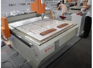 變頻器在南陽某雕刻機(jī)上的應(yīng)用